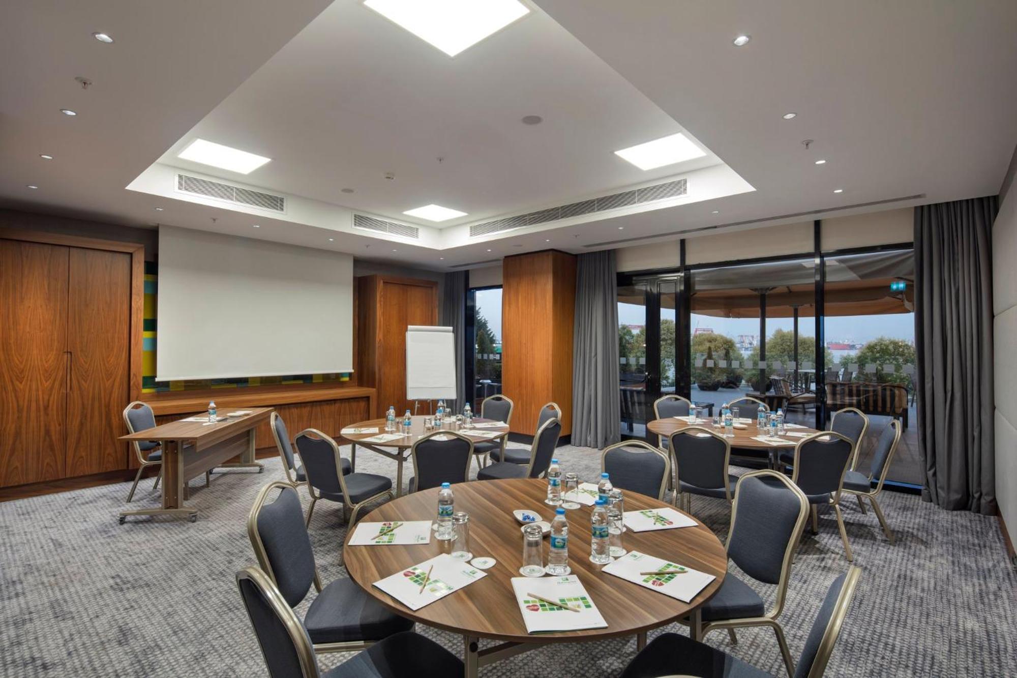Holiday Inn Istanbul - Tuzla Bay By Ihg Εξωτερικό φωτογραφία